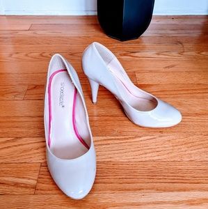 Shoe Dazzle High Heels